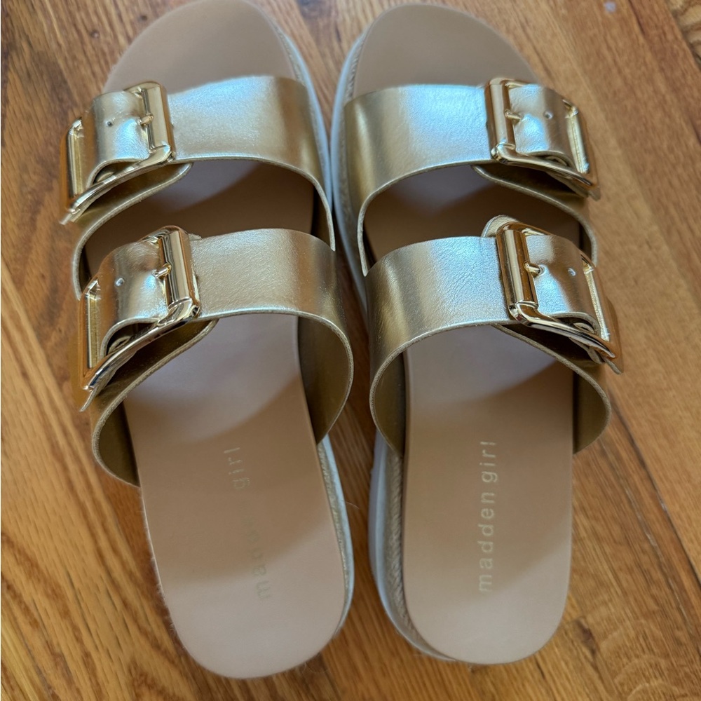 Madden Girl Mythical Espadrille Platform Metallic Gold Sandals - Picture 3 of 5
